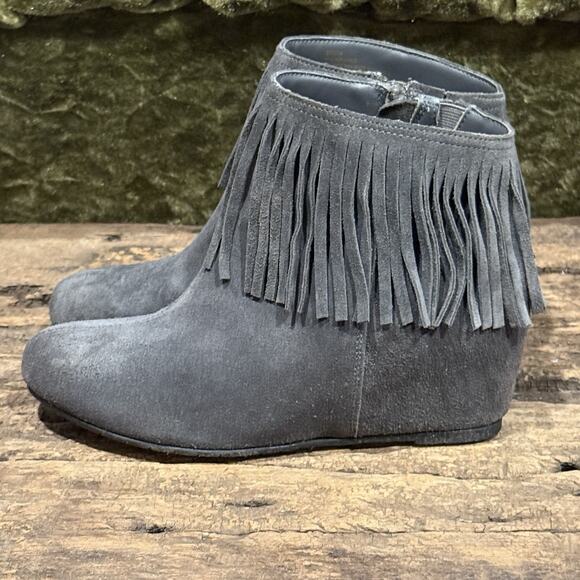 Gray Suede Fringe Ankle Boots Women’s 7 – Boho Western Comfortiva Zip Booties - Picture 1 of 6